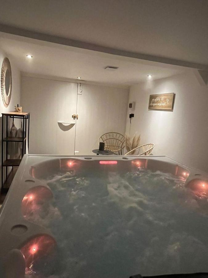 Roulotte La Boheme Est Son Spa En Baie De Somme Arrest Екстериор снимка