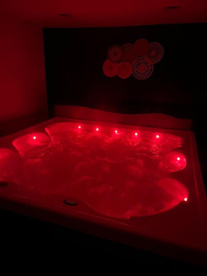 Roulotte La Boheme Est Son Spa En Baie De Somme Arrest Екстериор снимка