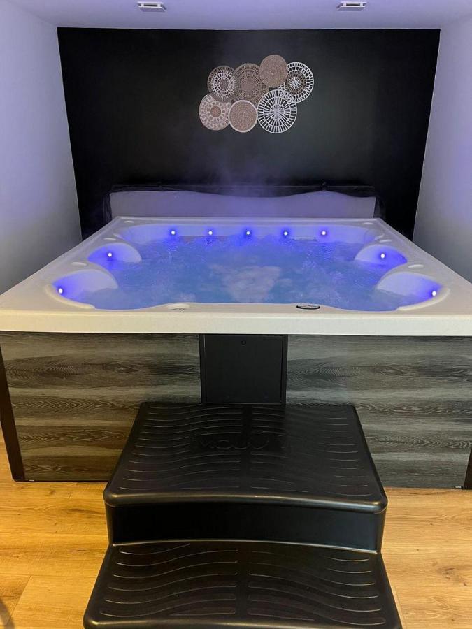 Roulotte La Boheme Est Son Spa En Baie De Somme Arrest Екстериор снимка